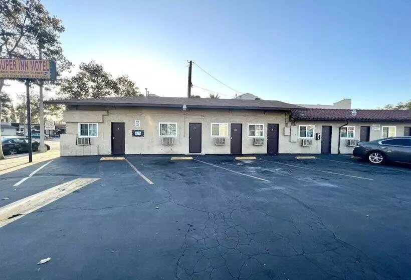 Motel Super Inn