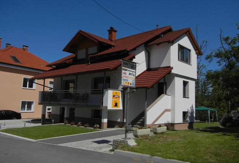 پانسیون Rooms & Apartment Mira G