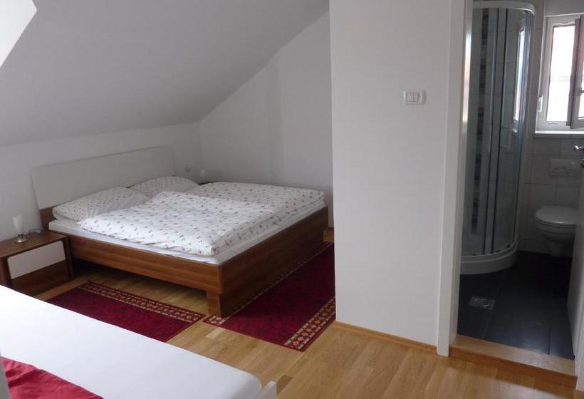 پانسیون Rooms & Apartment Mira G