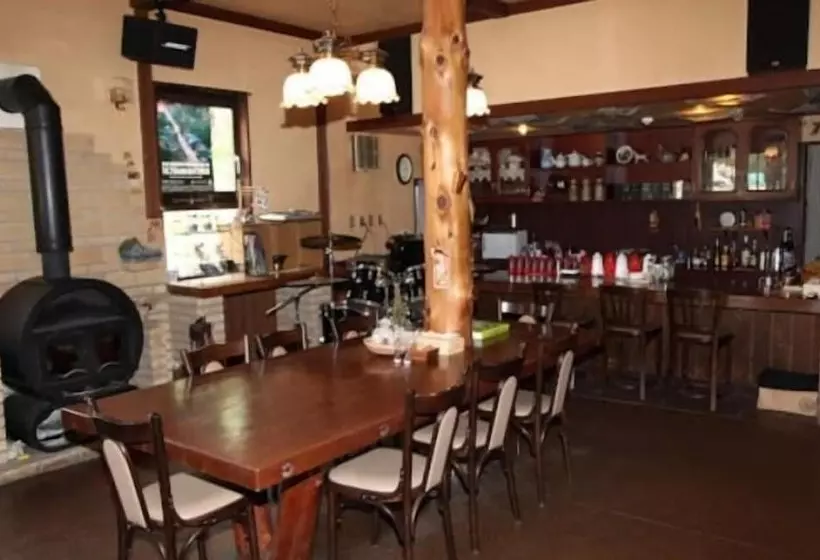 Retkeilymaja Guesthouse Unila