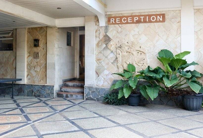 בית מלון כפרי Oyo 2359 Bayfront Karnadia