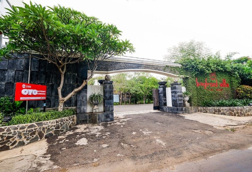 בית מלון כפרי Oyo 2359 Bayfront Karnadia