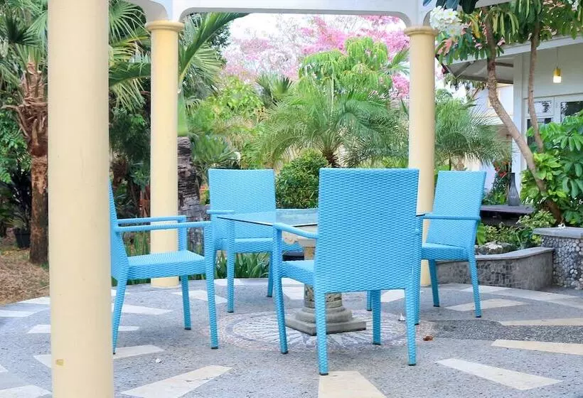 Hotel Oyo 2359 Bayfront Karnadia