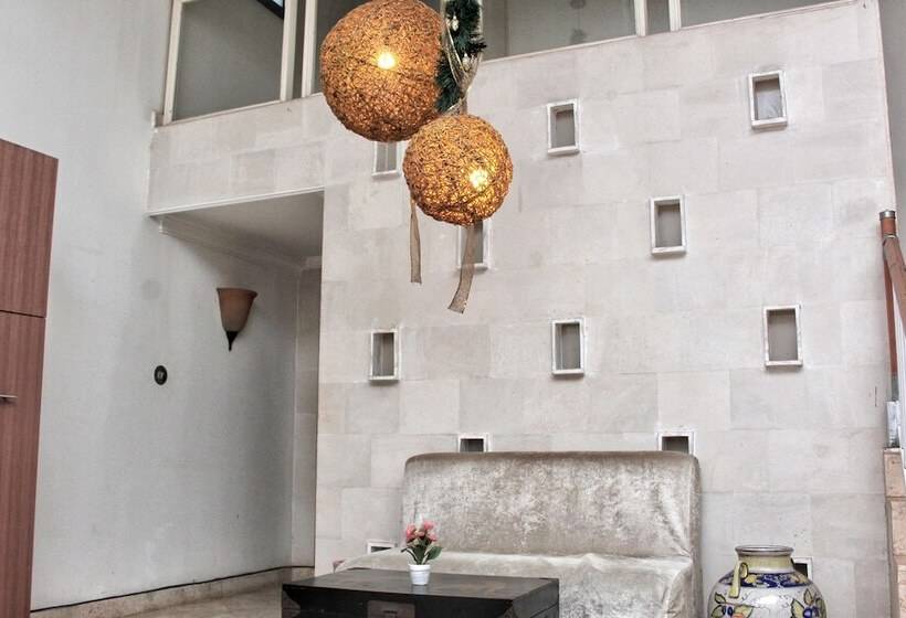 בית מלון כפרי Oyo 2359 Bayfront Karnadia