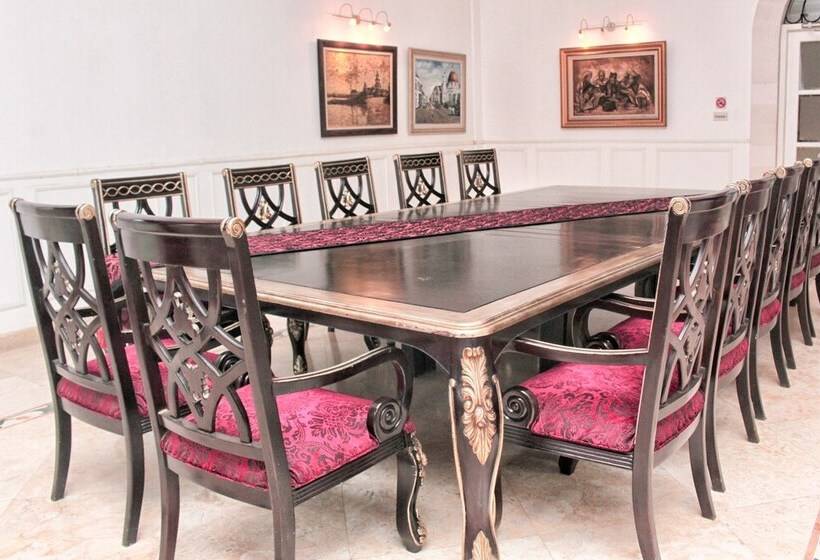 בית מלון כפרי Oyo 2359 Bayfront Karnadia