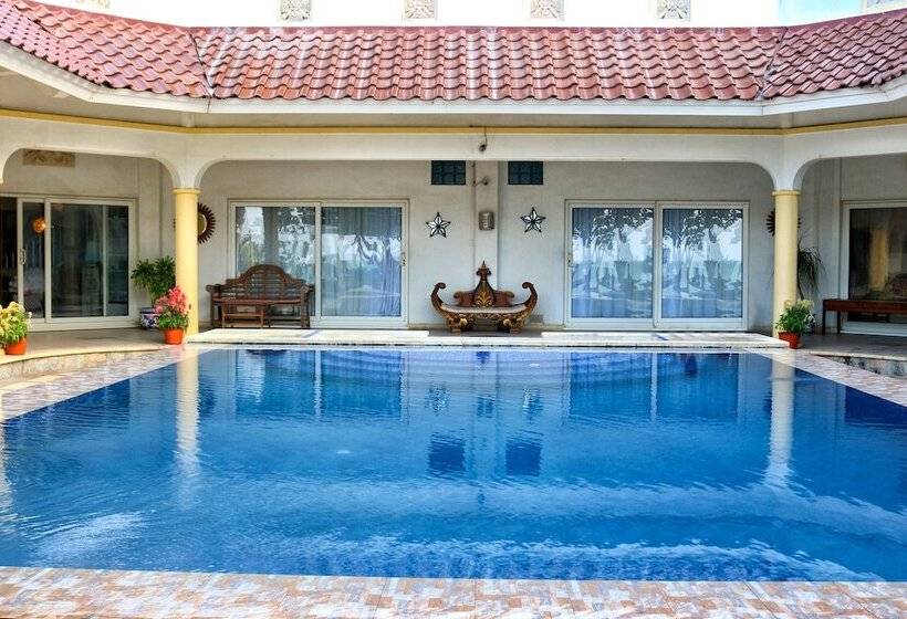 בית מלון כפרי Oyo 2359 Bayfront Karnadia