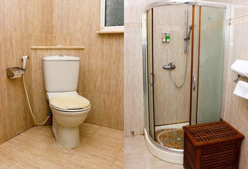 בית מלון כפרי Oyo 2359 Bayfront Karnadia