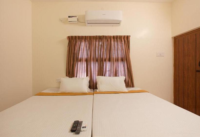 호텔 Temple Stay Srirangam