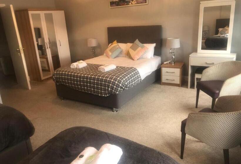 酒店 The Bowers Bar & Restaurant