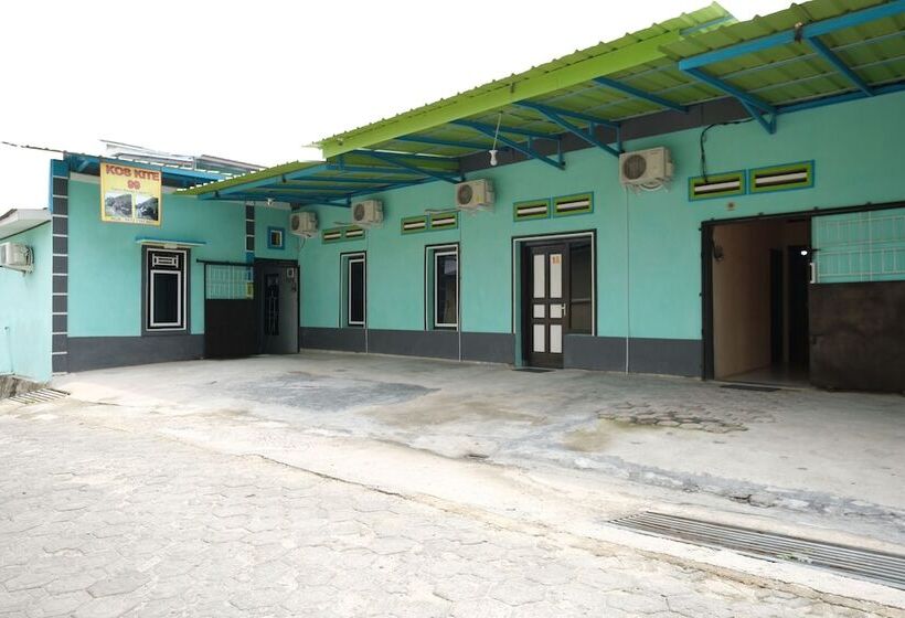 בית מלון כפרי Spot On 2389 Kostel 99