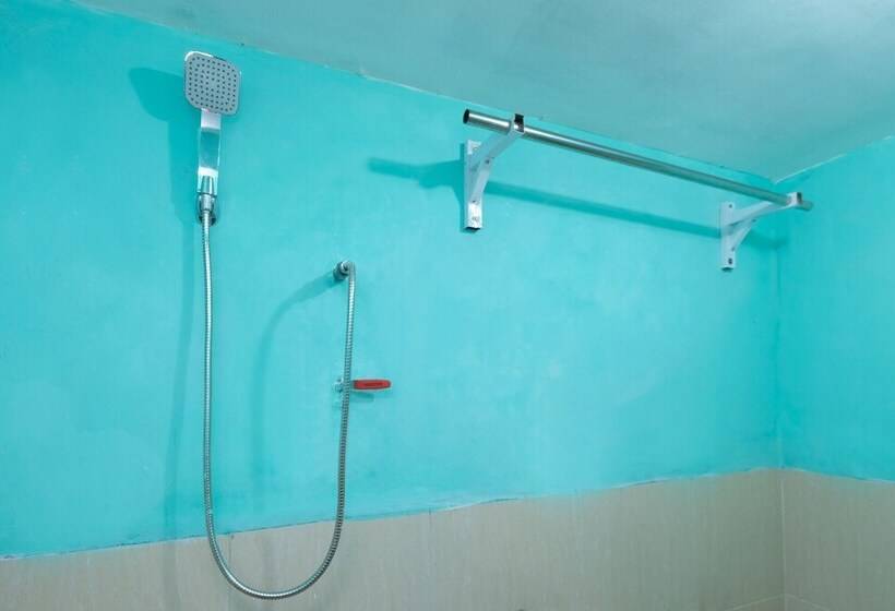 בית מלון כפרי Spot On 2389 Kostel 99