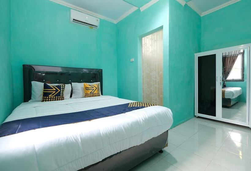 בית מלון כפרי Spot On 2389 Kostel 99