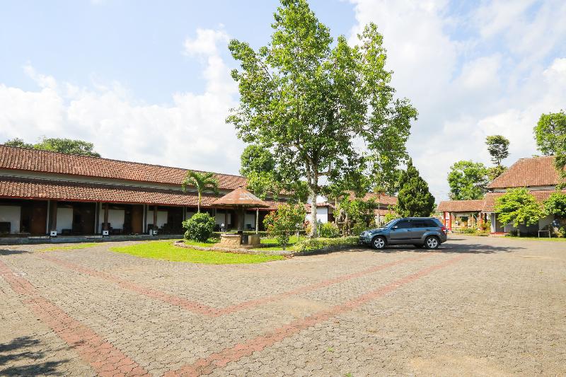 Hotel Spot On 2465  Raung View