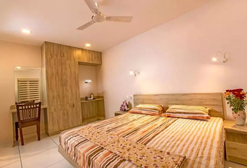 ベッドアンドブレックファースト Sanskriti