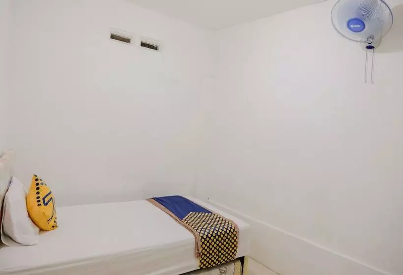 Hotelli Spot On 2417 Melati Residence