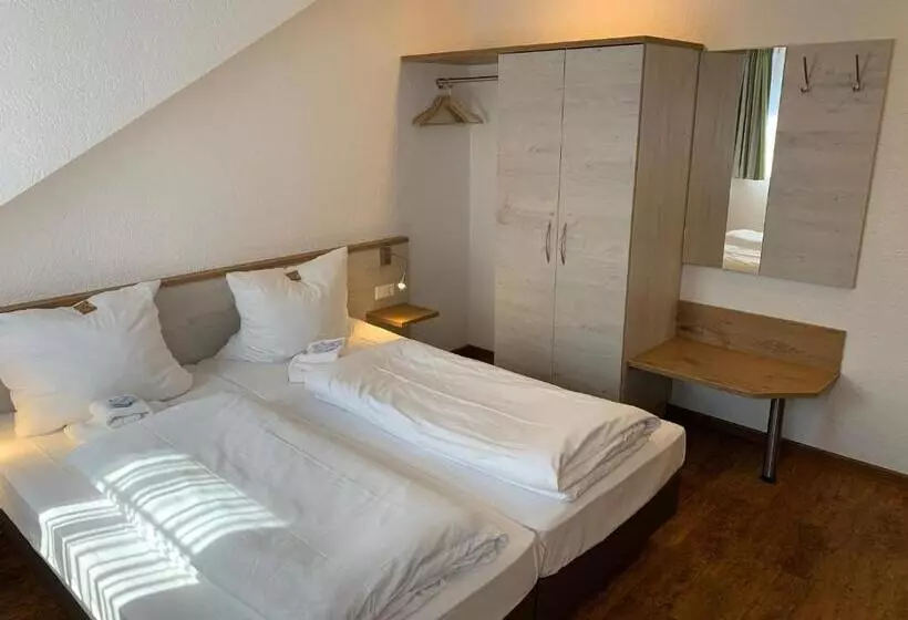 Hotelli Waibstadter Hof