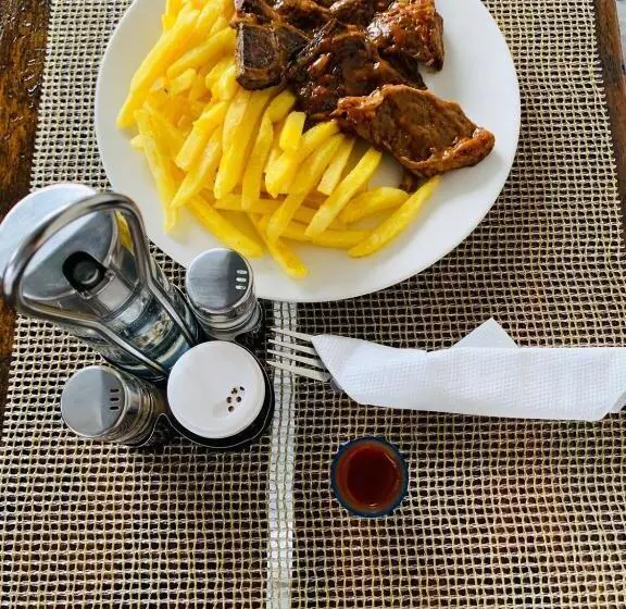 K4 Bed And Breakfast