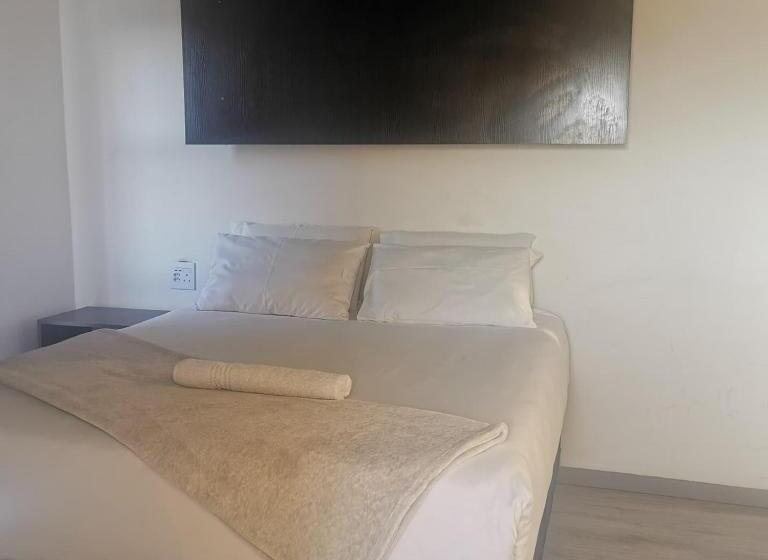 K4 Bed And Breakfast