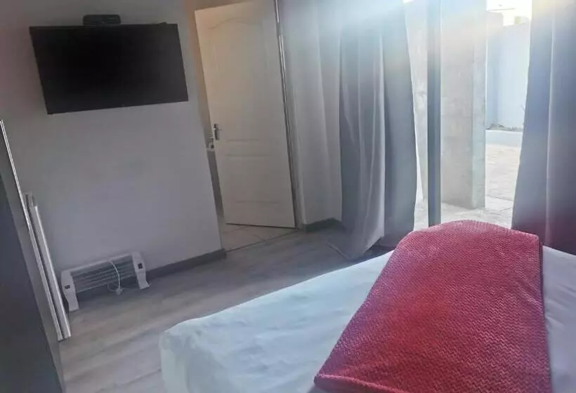 K4 Bed And Breakfast