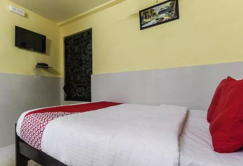 ホテル Oyo 66135 Sivaram Beach House