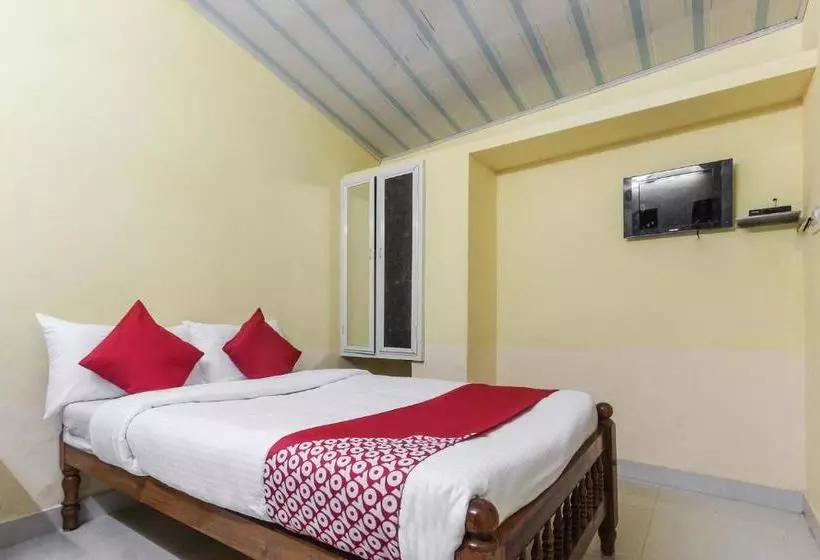 ホテル Oyo 66135 Sivaram Beach House