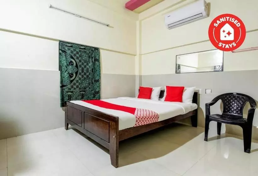 ホテル Oyo 66135 Sivaram Beach House