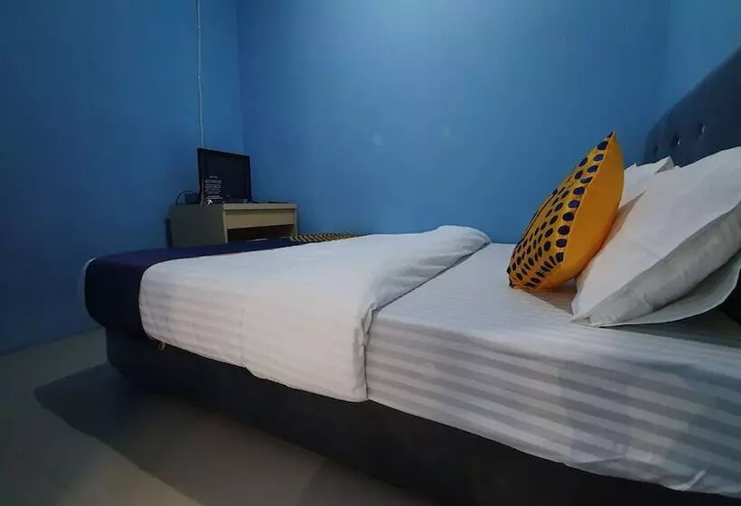 Hotelli Reddoorz Syariah At Jl Pangeran Hidayatullah Cianjur