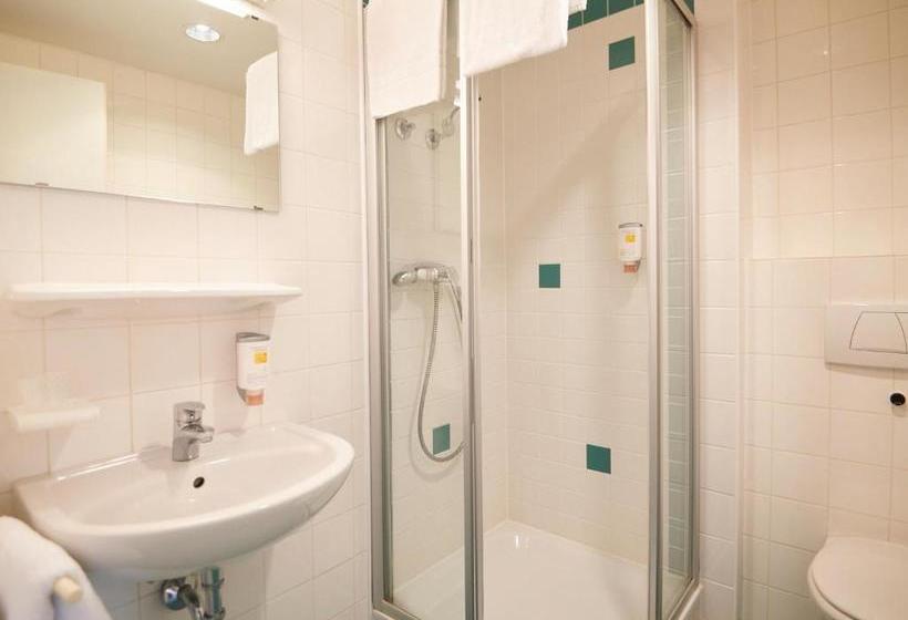 Hotelli Sportschule Oberhaching