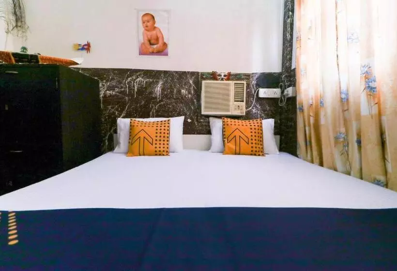 ホテル Spot On 65859 Prayag Guest House