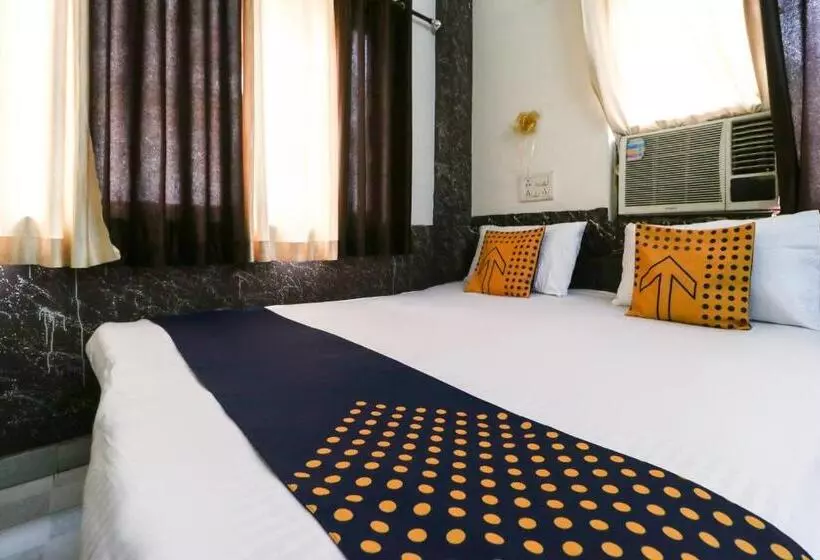 ホテル Spot On 65859 Prayag Guest House