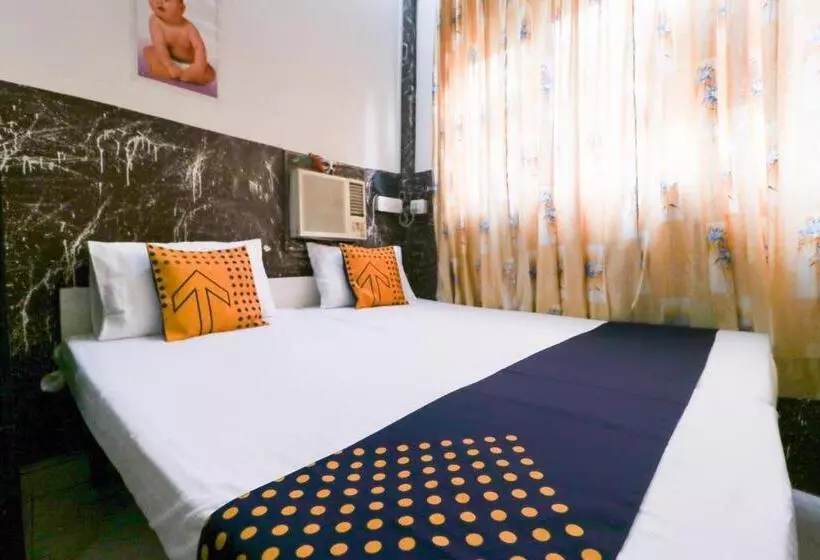 ホテル Spot On 65859 Prayag Guest House
