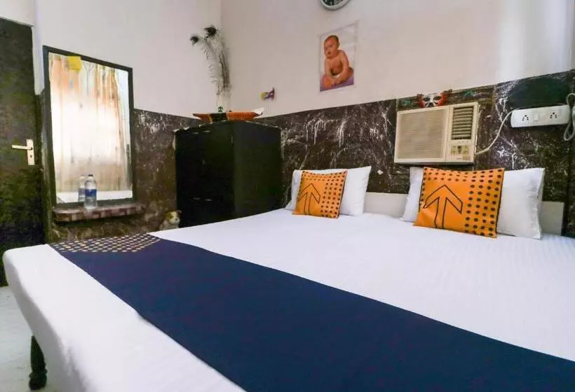 ホテル Spot On 65859 Prayag Guest House