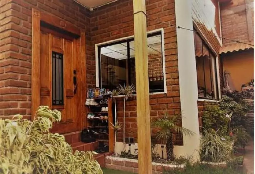 Retkeilymaja Casa De Huéspedes Tu Parada En Cuenca