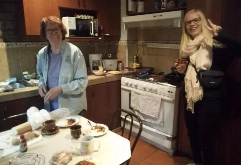 Retkeilymaja Casa De Huéspedes Tu Parada En Cuenca