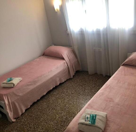 هتل Panorama Villa Gesell