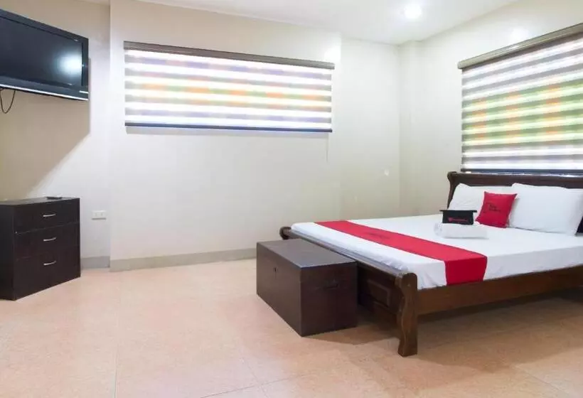 ホテル Reddoorz At Teofila Lodge