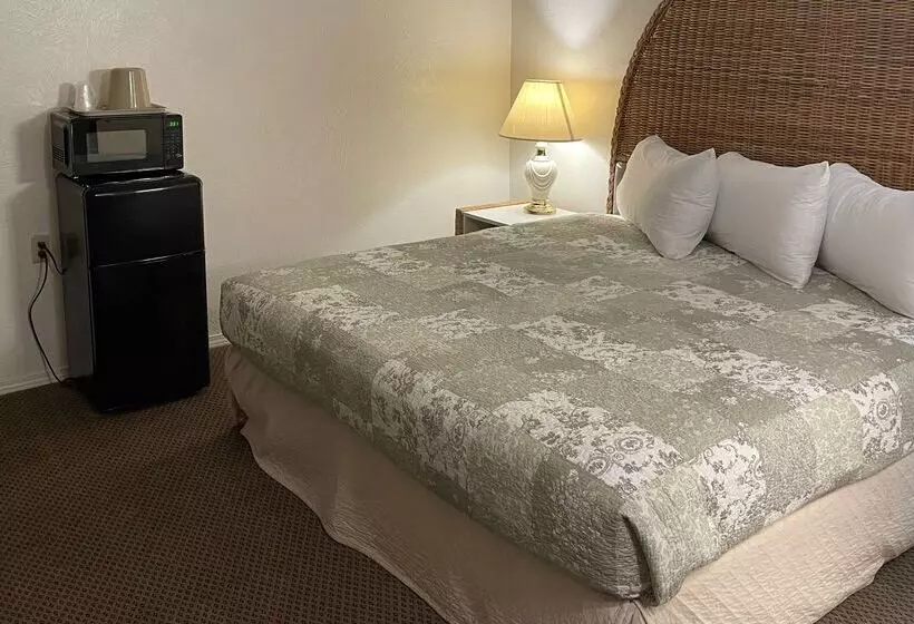 בית מלון כפרי Americas Best Value Inn Polson