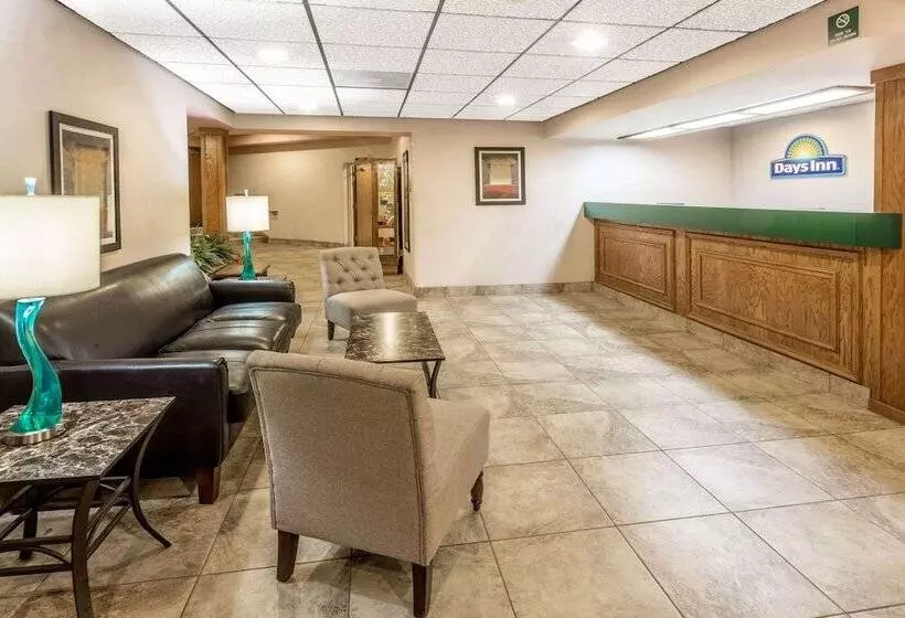 호텔 Days Inn By Wyndham Tiffin