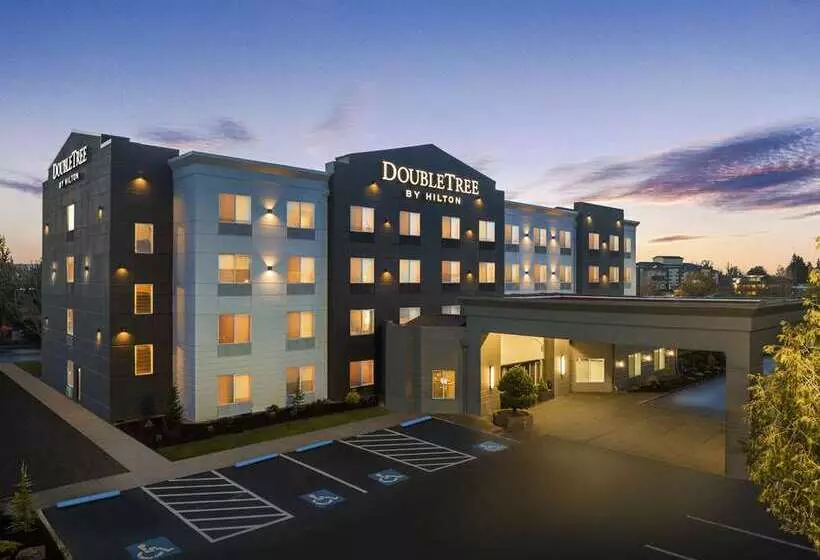 هتل Doubletree By Hilton Salem