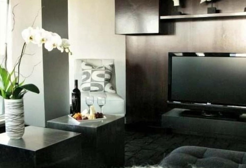 ホテル Oyster Point