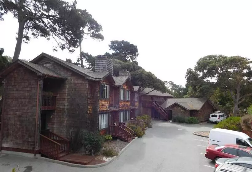 Отель Pacific Gardens Inn