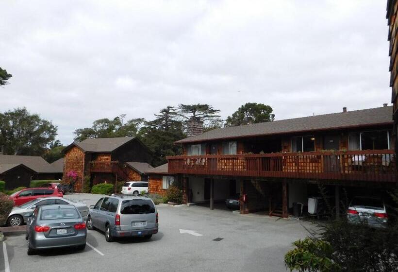 هتل Pacific Gardens Inn