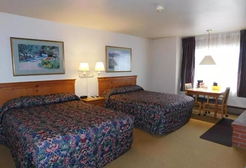 Отель Pacific Gardens Inn