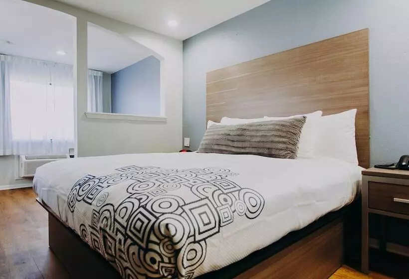 호텔 Scottish Inn & Suites Kemah Boardwalk