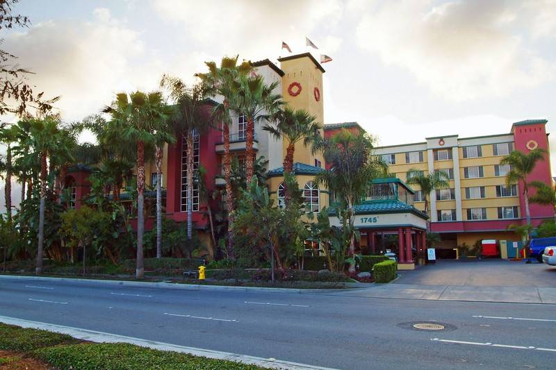 فندق Peacock Suites