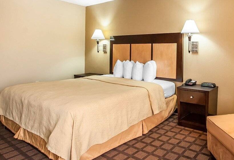 فندق Spark By Hilton Tuscaloosa University