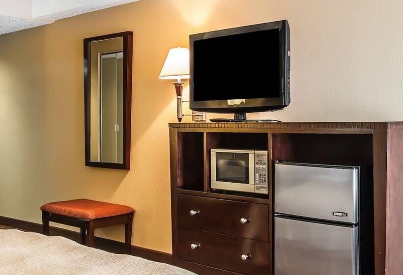 فندق Spark By Hilton Tuscaloosa University