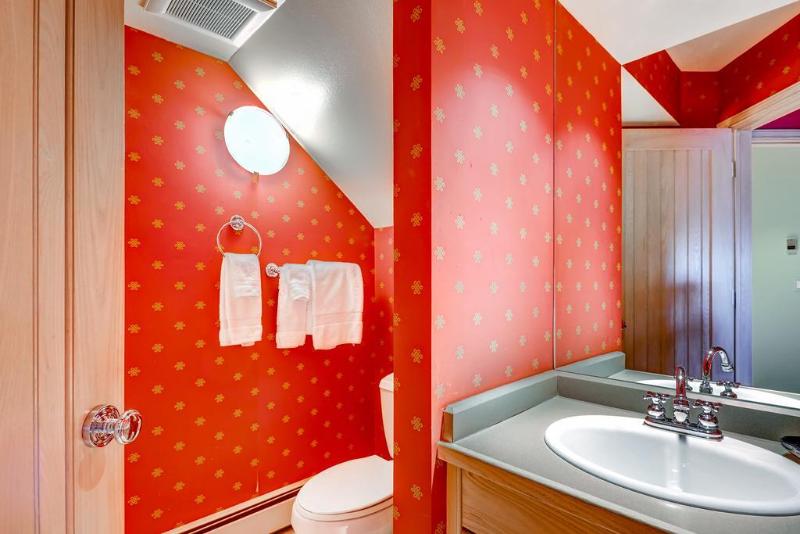 هتل The Pines Lodge, A Rockresort