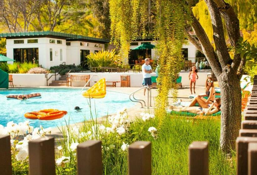 リゾートホテル The Quail Lodge