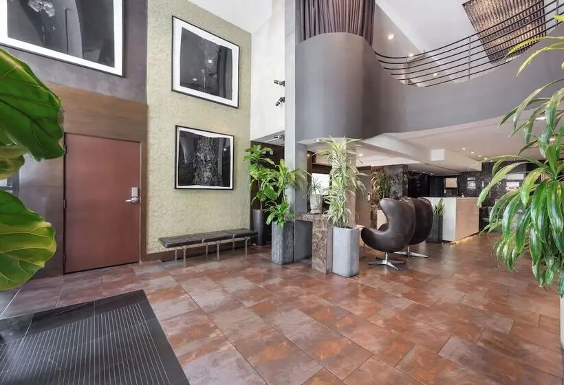 The O Hotel, Trademark Collection By Wyndham